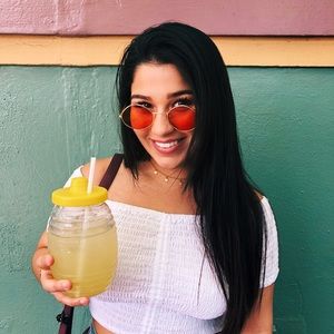 Meet your Posher, Mckenzie